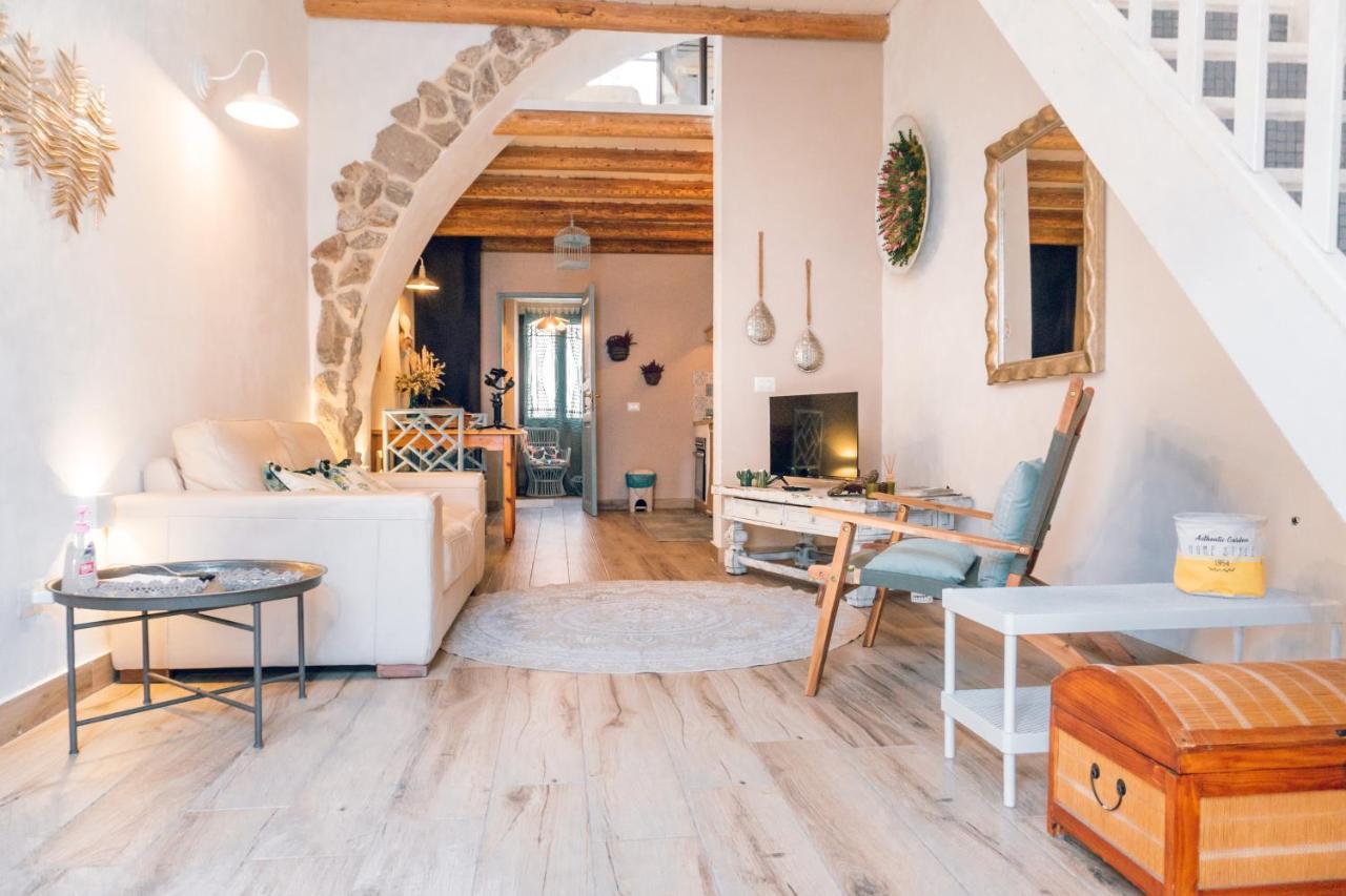 Cafiero House Catania Downtown By Sicily In Home Exterior foto
